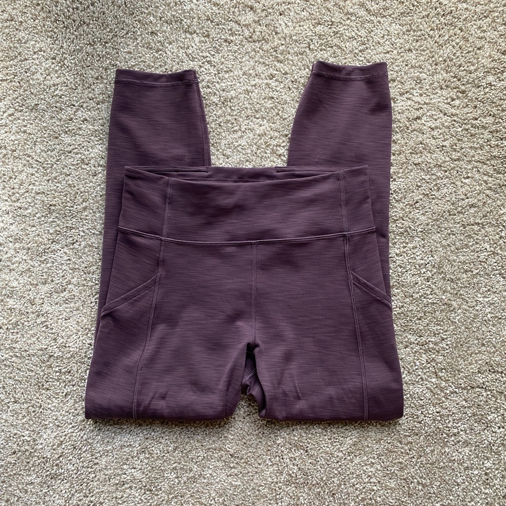 Lululemon Invigorate 23” Size 6